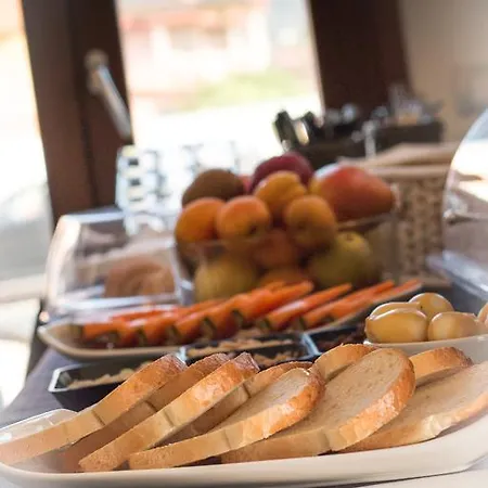 ホテル Xenia ヴィッラシミーウス